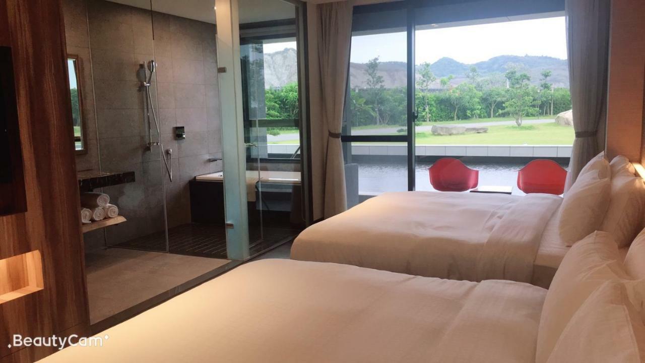 T'ai-tung岩湾潭行馆住宿加早餐旅馆 外观 照片
